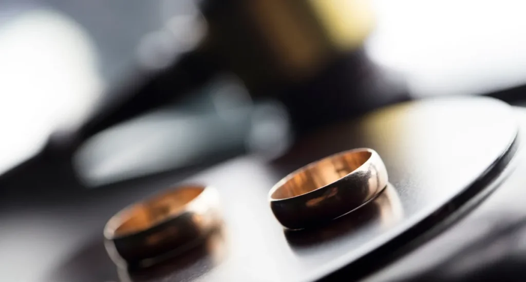 Staten Island Divorce Lawyer What Happens if the Case Drags on — Will Fees Increase